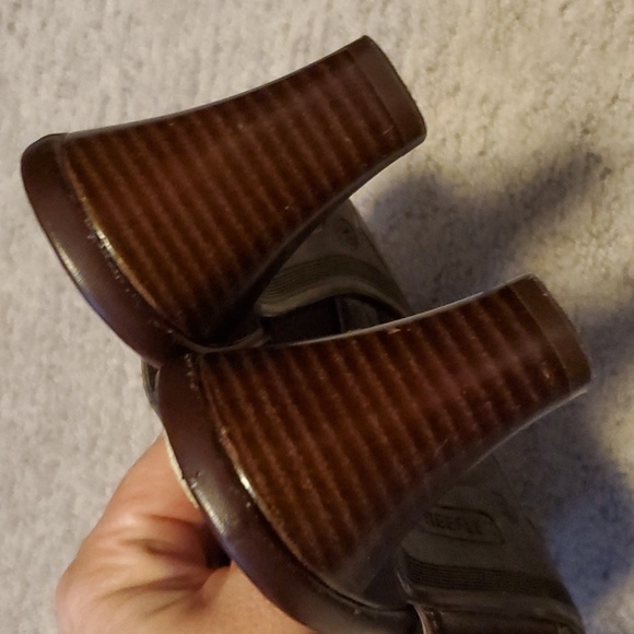 FIRST Embroidered Leather Mules - Picture 9 of 16